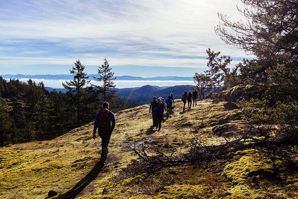 Hiking - Image Credit: https://www.flickr.com/photos/evilmutent/11790680884